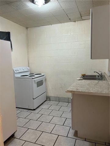 2001 Gloucester Street, 7, Brunswick, GA 31520