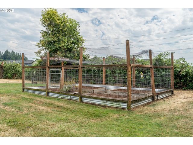 2991 Yolanda Ave, Springfield, OR 97477
