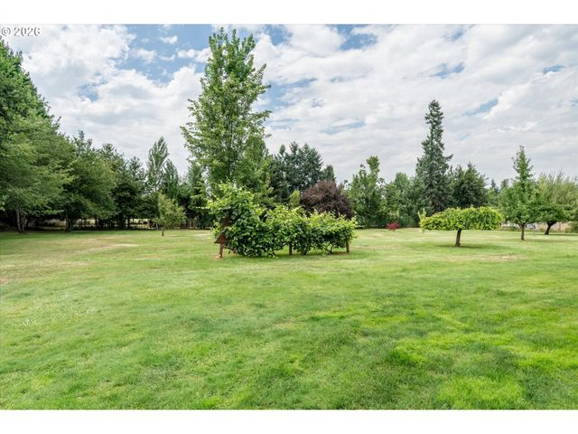 2991 Yolanda Ave, Springfield, OR 97477