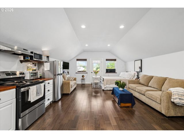 2991 Yolanda Ave, Springfield, OR 97477