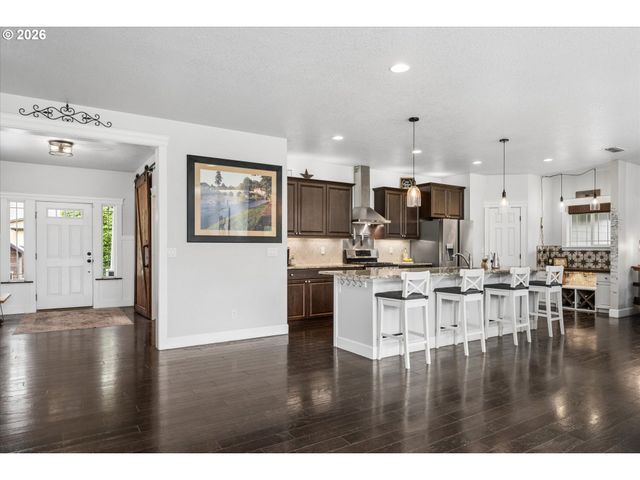 2991 Yolanda Ave, Springfield, OR 97477
