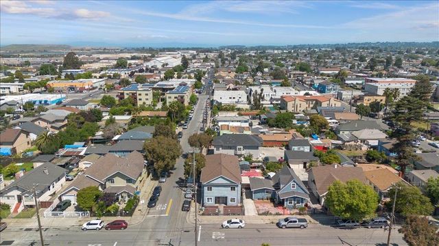 203 Bissell Avenue, Richmond, CA 94801