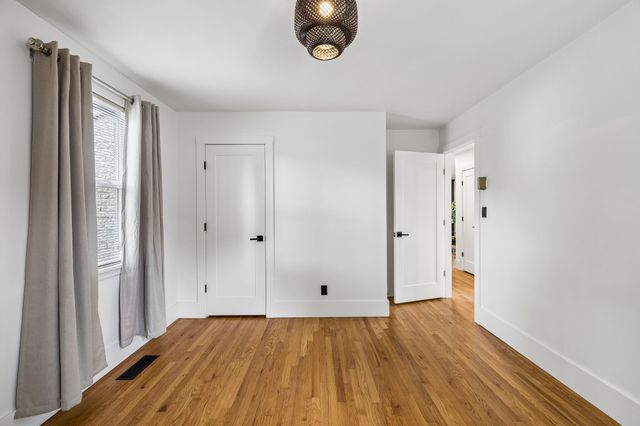 902 McMahan Ave, Nashville, TN 37216
