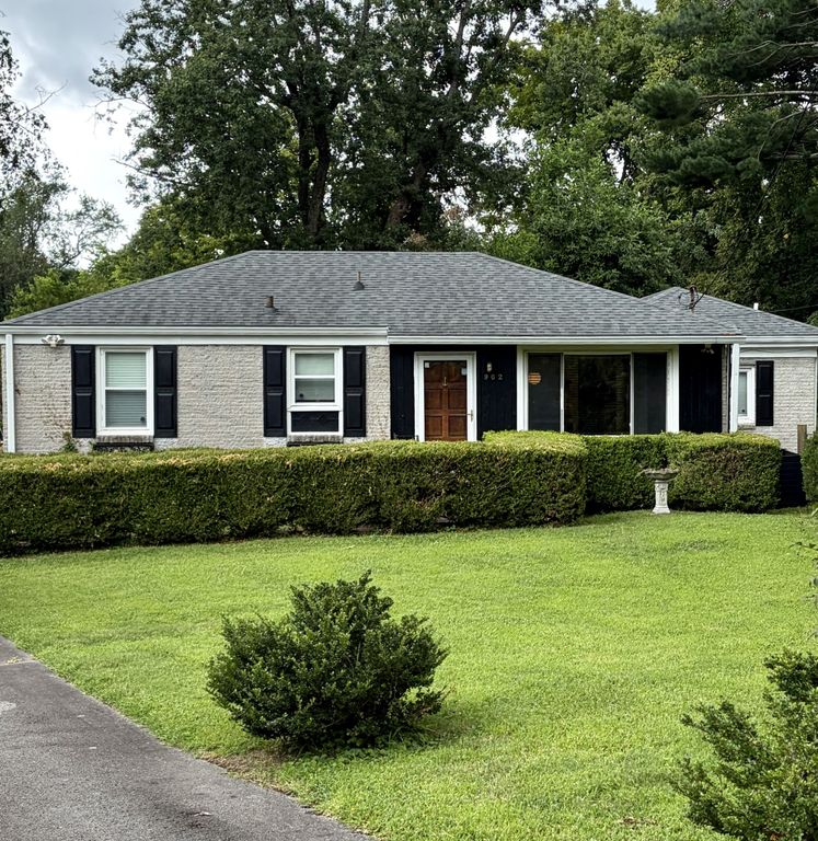 902 McMahan Ave, Nashville, TN 37216