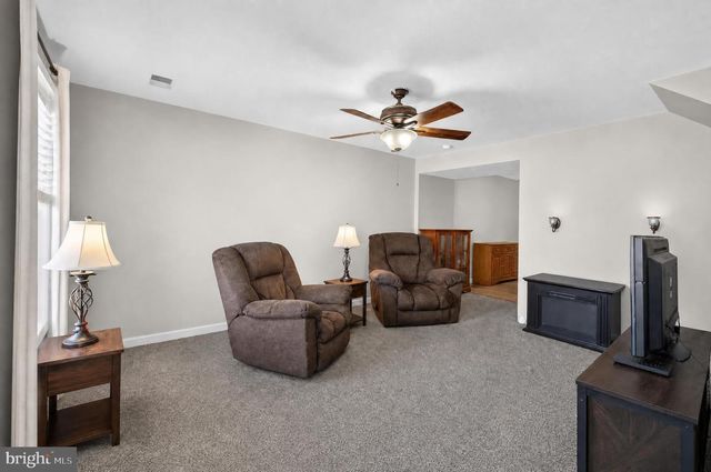 1048 HAMPTON CIRCLE, Hagerstown, MD 21742