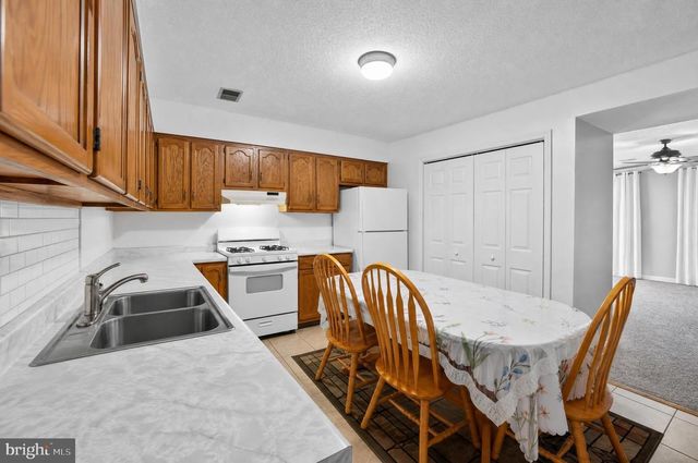 1048 HAMPTON CIRCLE, Hagerstown, MD 21742