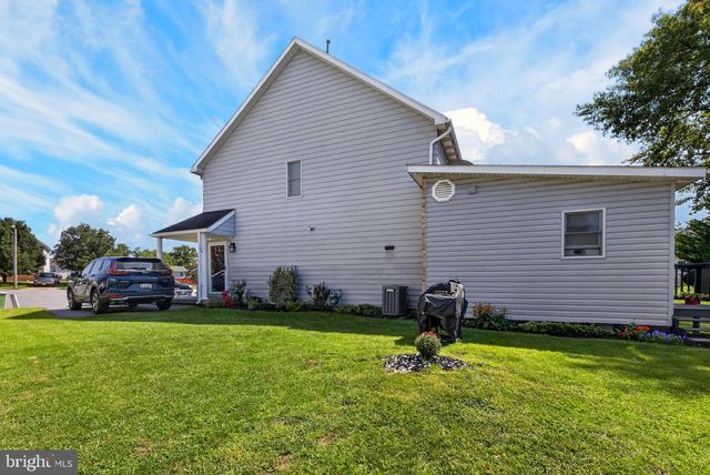 1048 HAMPTON CIRCLE, Hagerstown, MD 21742