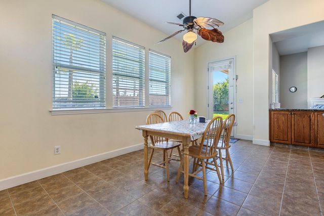 6008 W Wathen Avenue, Fresno, CA 93722