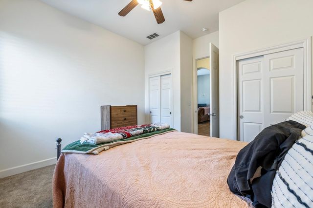 6008 W Wathen Avenue, Fresno, CA 93722