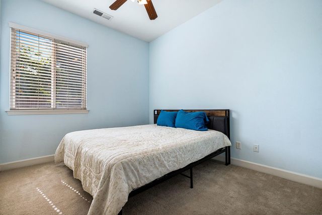 6008 W Wathen Avenue, Fresno, CA 93722