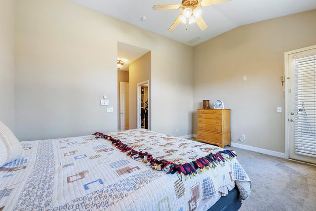 6008 W Wathen Avenue, Fresno, CA 93722