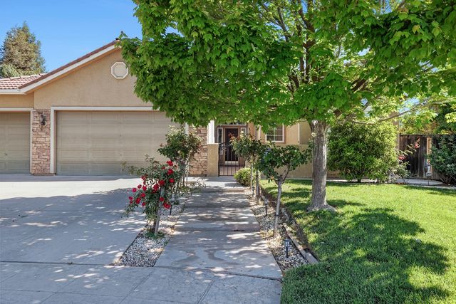 6008 W Wathen Avenue, Fresno, CA 93722