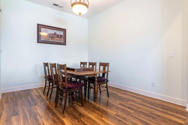 6008 W Wathen Avenue, Fresno, CA 93722