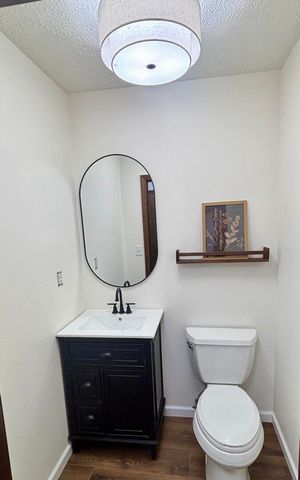 112 Donoho Drive, Salem, IL 62881