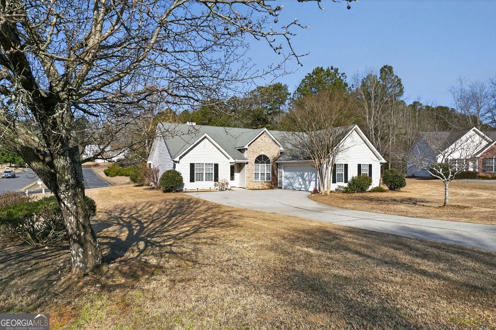 5186 Sudbury Point Lane, Sugar Hill, GA 30518