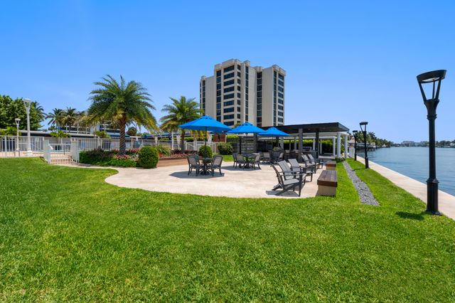 2200 S Ocean Boulevard 401, Delray Beach, FL 33483