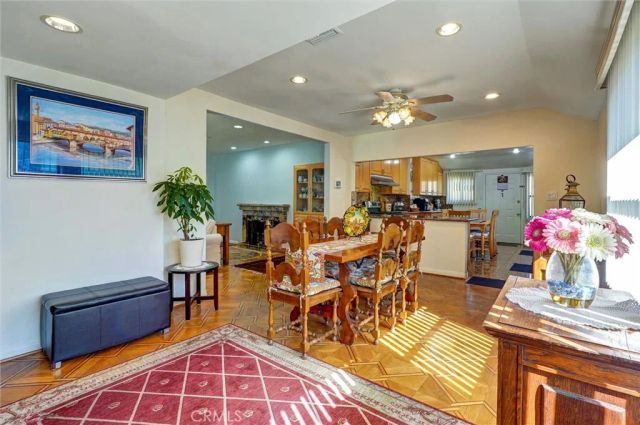 1350 Graynold Avenue, Glendale, CA 91202