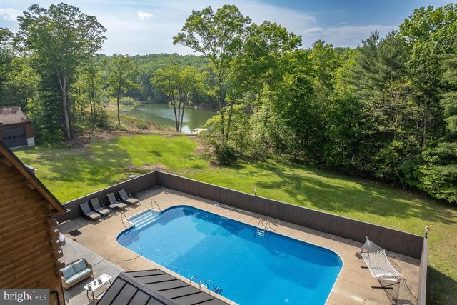799 MCDONALD LN, Strasburg, VA 22641
