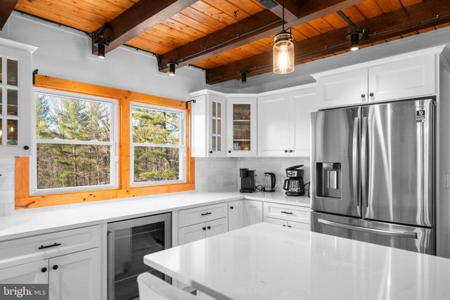 799 MCDONALD LN, Strasburg, VA 22641