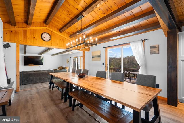 799 MCDONALD LN, Strasburg, VA 22641