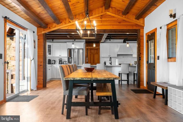 799 MCDONALD LN, Strasburg, VA 22641