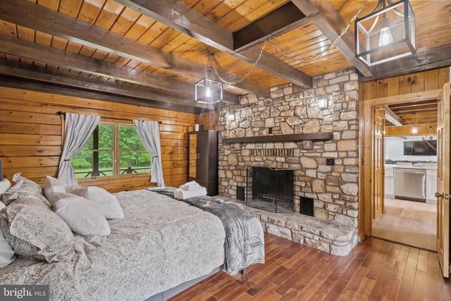 799 MCDONALD LN, Strasburg, VA 22641