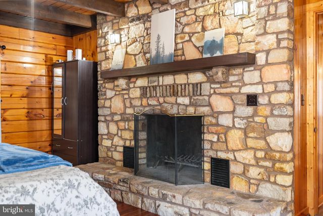 799 MCDONALD LN, Strasburg, VA 22641