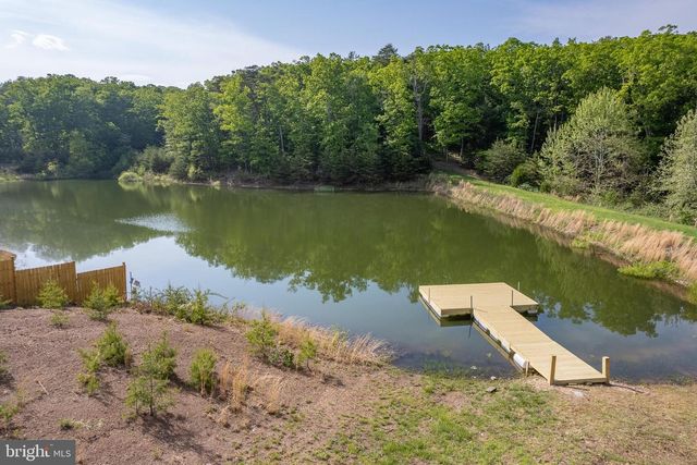 799 MCDONALD LN, Strasburg, VA 22641