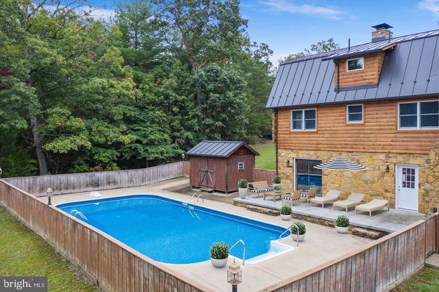 799 MCDONALD LN, Strasburg, VA 22641