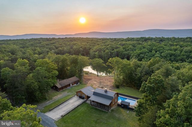 799 MCDONALD LN, Strasburg, VA 22641