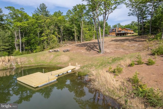 799 MCDONALD LN, Strasburg, VA 22641
