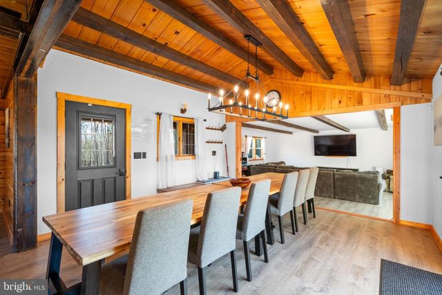 799 MCDONALD LN, Strasburg, VA 22641