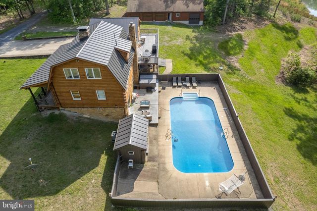 799 MCDONALD LN, Strasburg, VA 22641