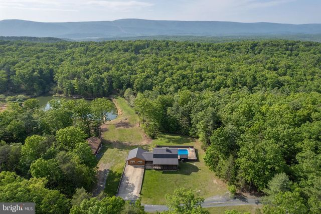 799 MCDONALD LN, Strasburg, VA 22641