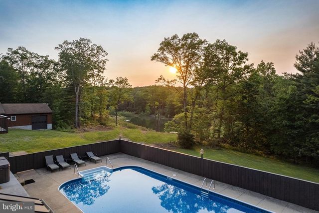 799 MCDONALD LN, Strasburg, VA 22641
