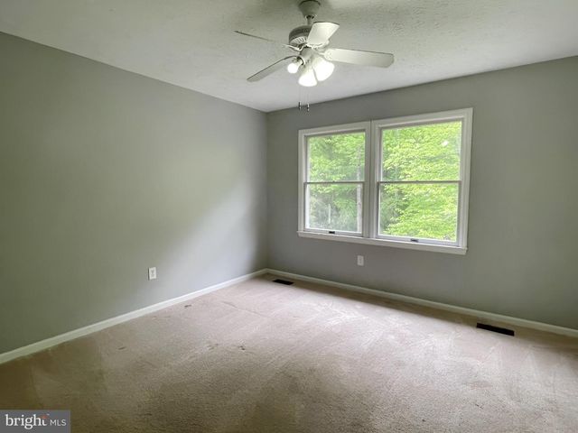413 GRASMERE DR, Aberdeen, MD 21001