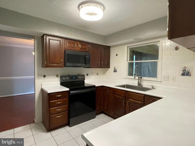 413 GRASMERE DR, Aberdeen, MD 21001