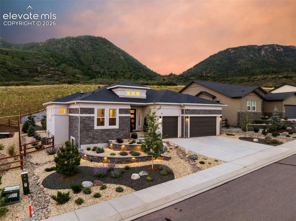 5005 Mesa Top Drive, Monument, CO 80132 — exterior