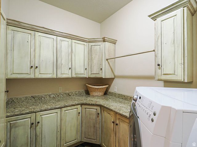 15117 S 2990 W, Bluffdale, UT 84065