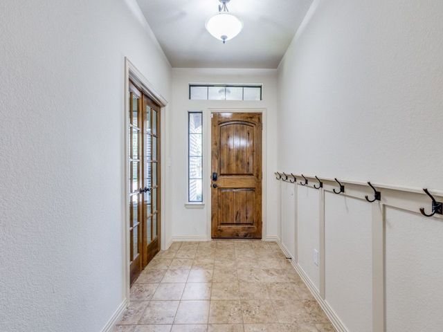2609 Plains View Drive, Burleson, TX 76028