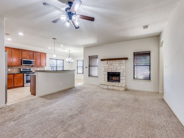 2609 Plains View Drive, Burleson, TX 76028