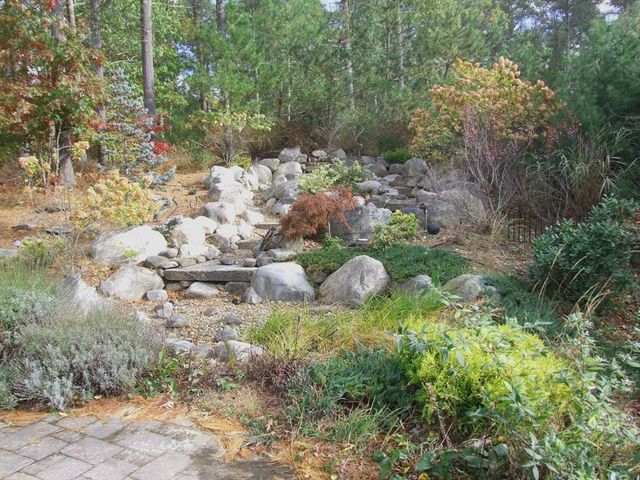 182 County Rd, Plympton, MA 02367