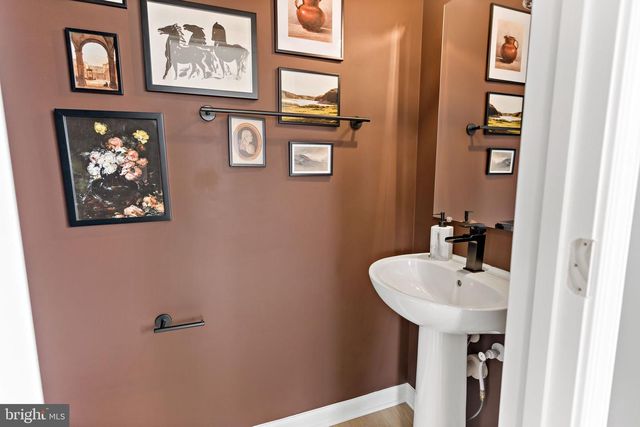 62 ARMISTEAD PL, Charles Town, WV 25414