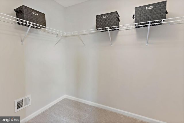 62 ARMISTEAD PL, Charles Town, WV 25414