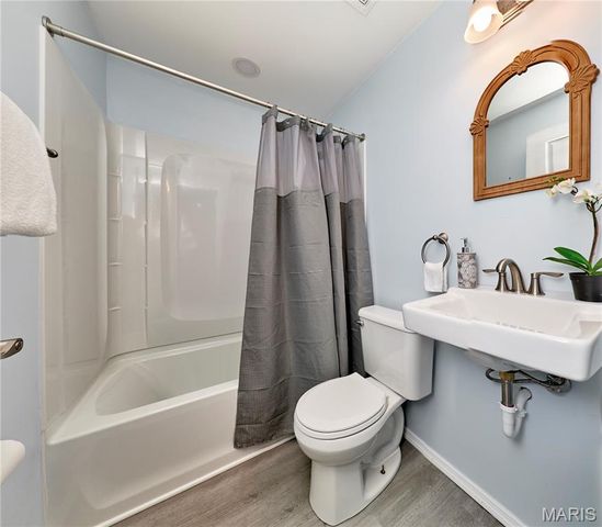 345 Touchdown Drive, Foristell, MO 63348