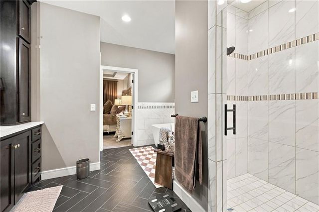 11559 S ROUNDTREE Street, Olathe, KS 66061