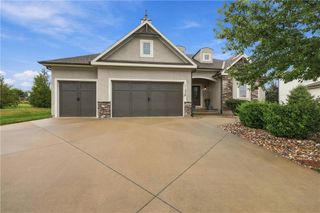 11559 S ROUNDTREE Street, Olathe, KS 66061