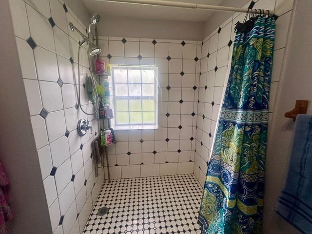 2760 N Three Rivers Road, Gladwin, MI 48624