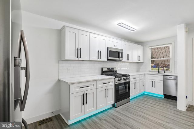 5836 BUSTLETON AVE, Philadelphia, PA 19149