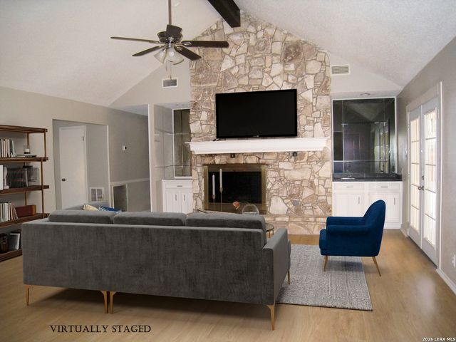 3433 Foxbriar, Schertz, TX 78154